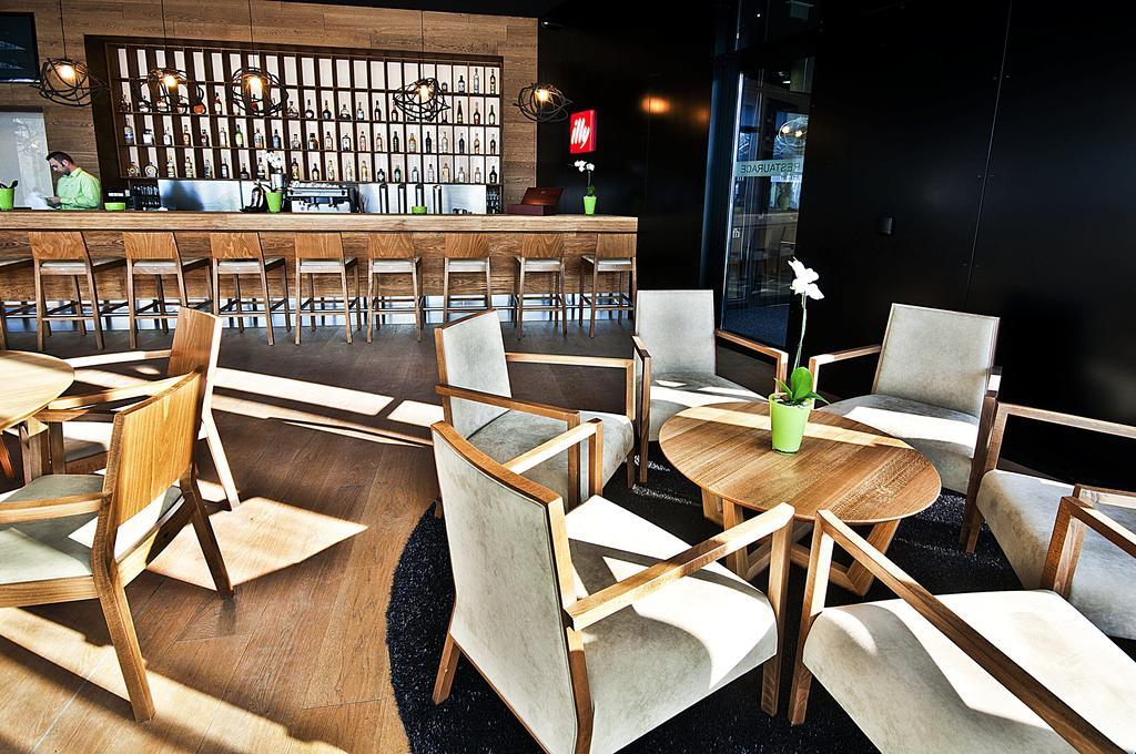 Fabrika Hotel Humpolec Zewnętrze zdjęcie