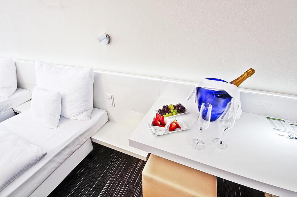 Fabrika Hotel Humpolec Zewnętrze zdjęcie